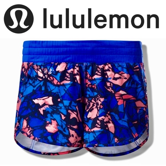 LULULEMON Tracker‎ Short IV 4-Way Stretch in
Paint Storm Harbor Blue Mult… - Picture 2 of 14
